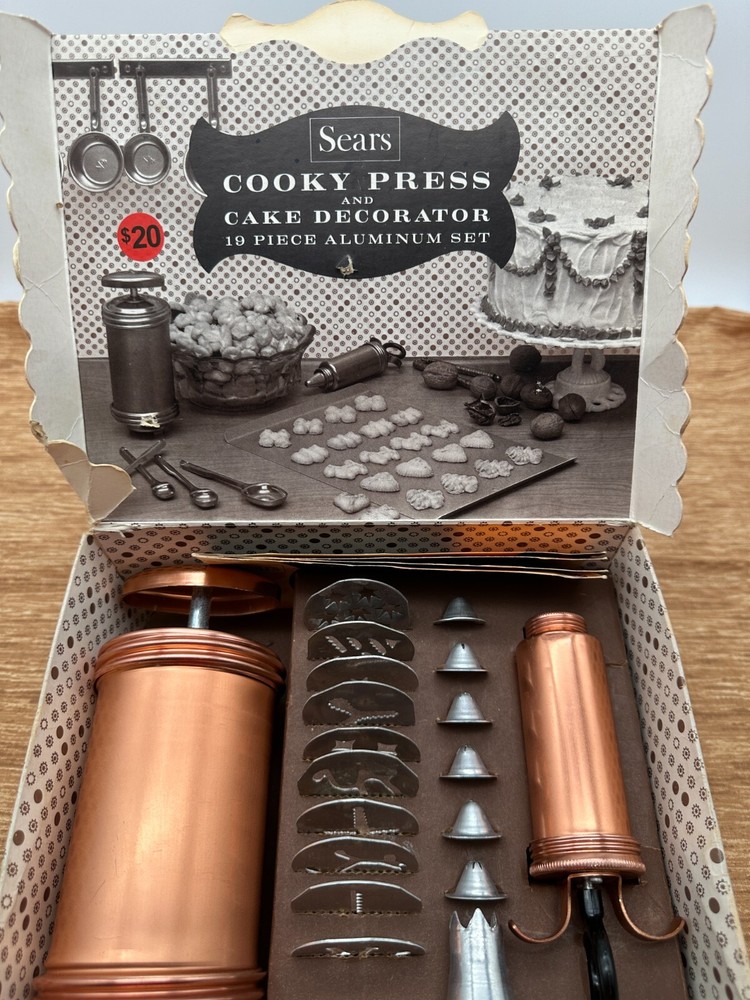 Sears Cooky Press & Cake Decorator Complete EUC