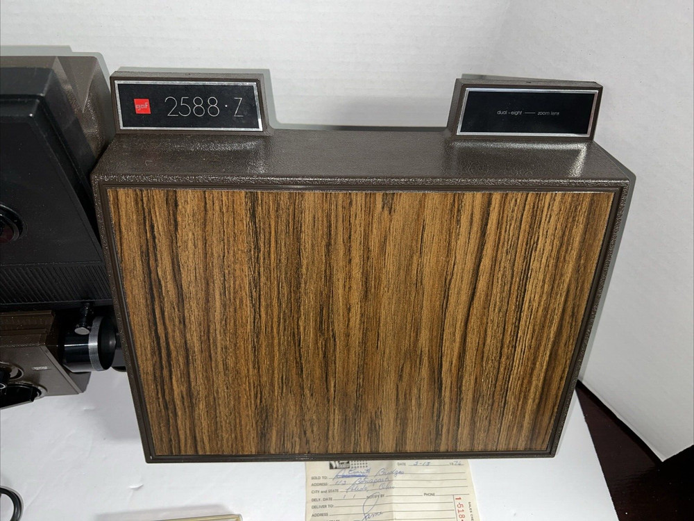 Vintage GAF 8mm Projector 2588-Z PLEASE READ DESCRIPTION