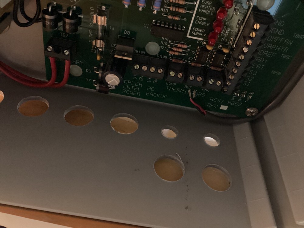 HACH Control Board 8652 Sigma Main Control And Power Board Including Enclosure