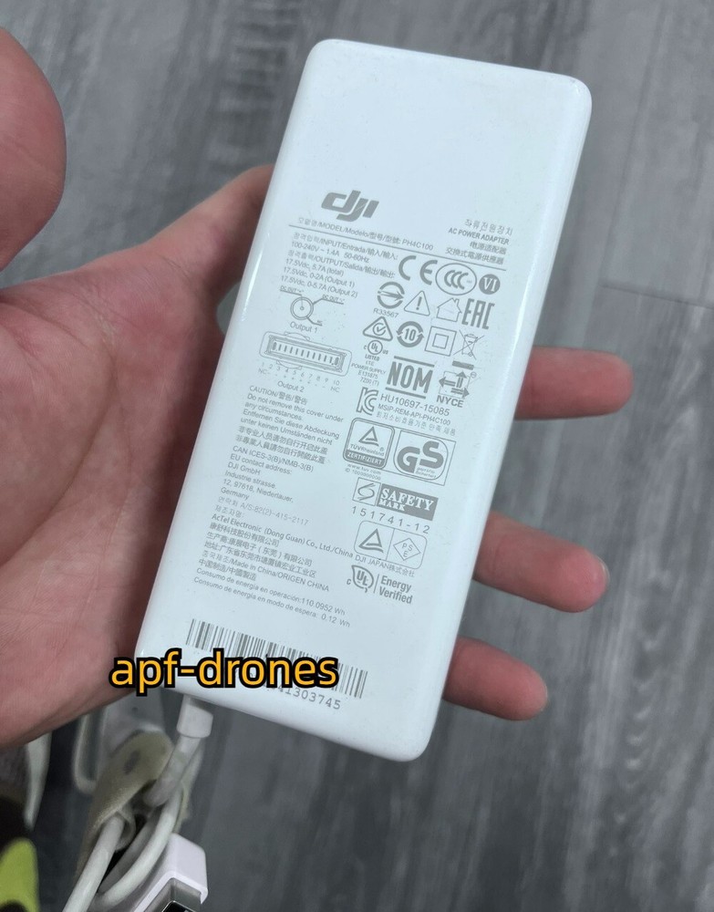 Genuine DJI Phantom 4/4 Pro/Advanced Battery & Remote Controller Charger