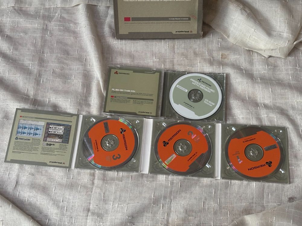 Propellerhead Reason 2.5 Software & Tutorial Disc- No License No- Disc's Only