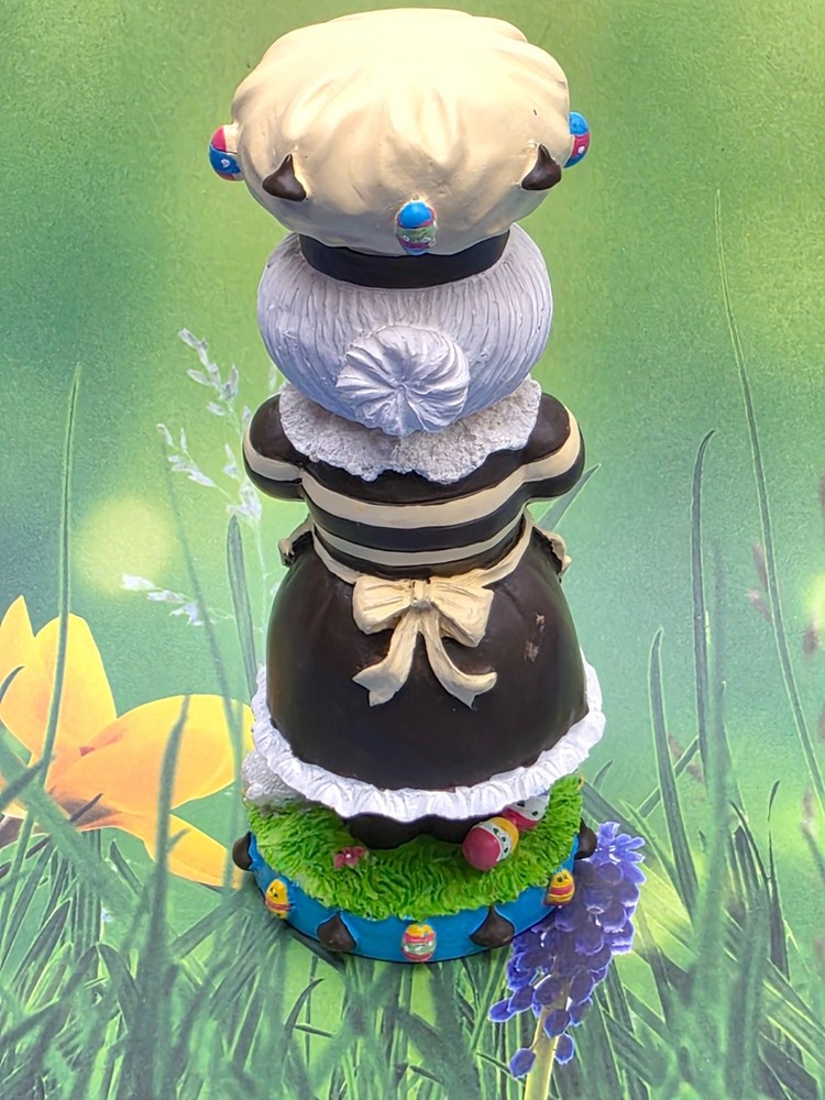Hershey's Figurine Happy Easter 2001 EASTER BASKET FIGURE