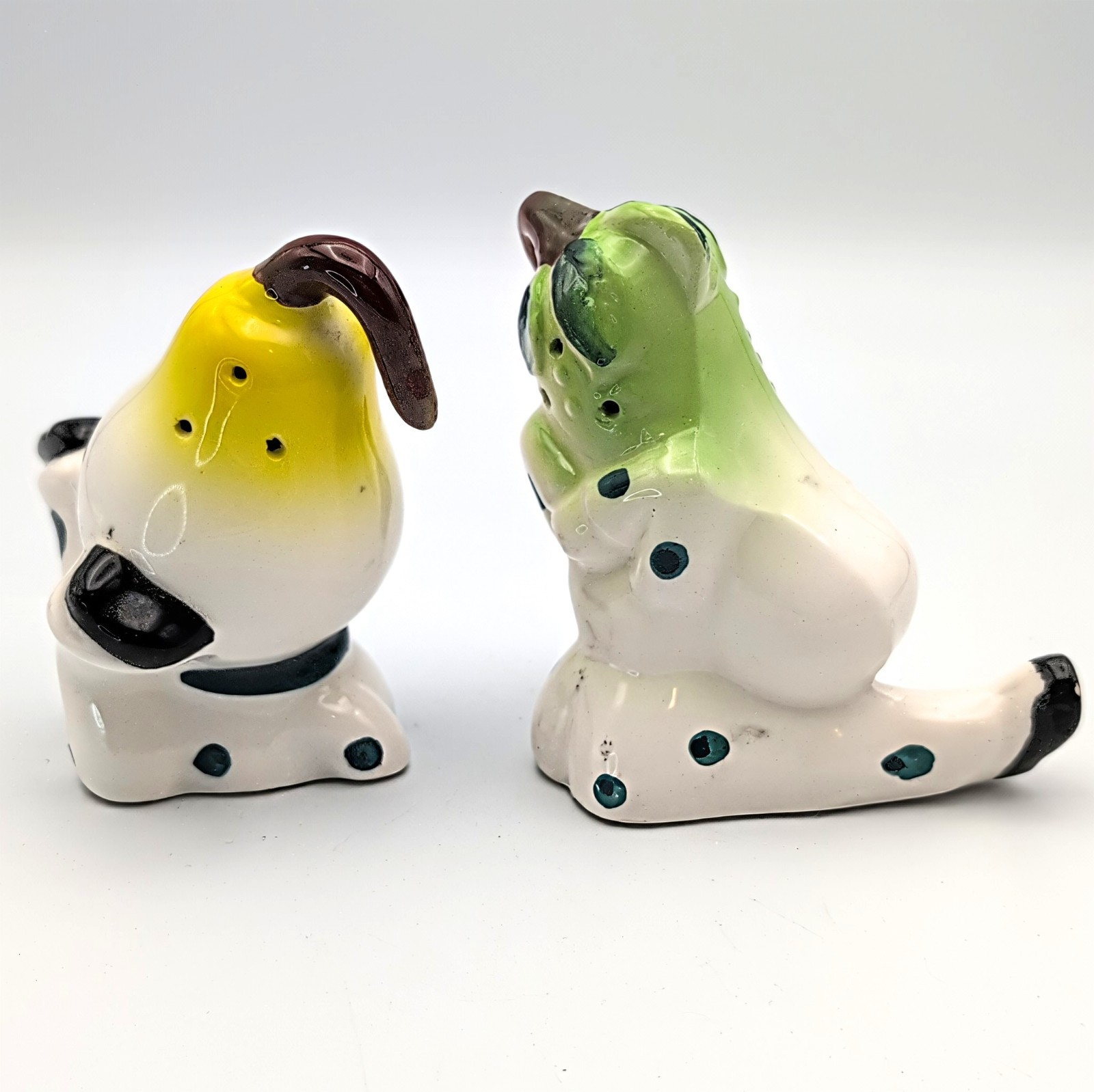 Vtg Japan Anthropomorphic "Allspice" Pear & "Cloves" Pickle Ceramic Spice Shaker