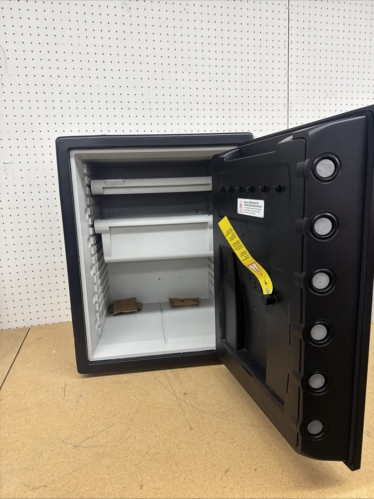 SentrySafe 2.0 cu. ft. Fireproof and Waterproof Safe w/Touchscreen DENTED