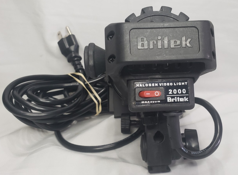 Britek 2000 Halogen Video Light