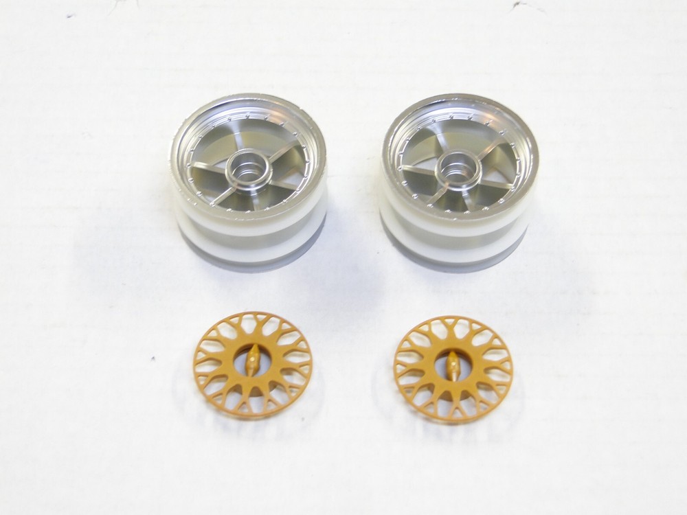 NEW ASSOCIATED RC10DS Wheels Front Silver +Caps Gold AG27