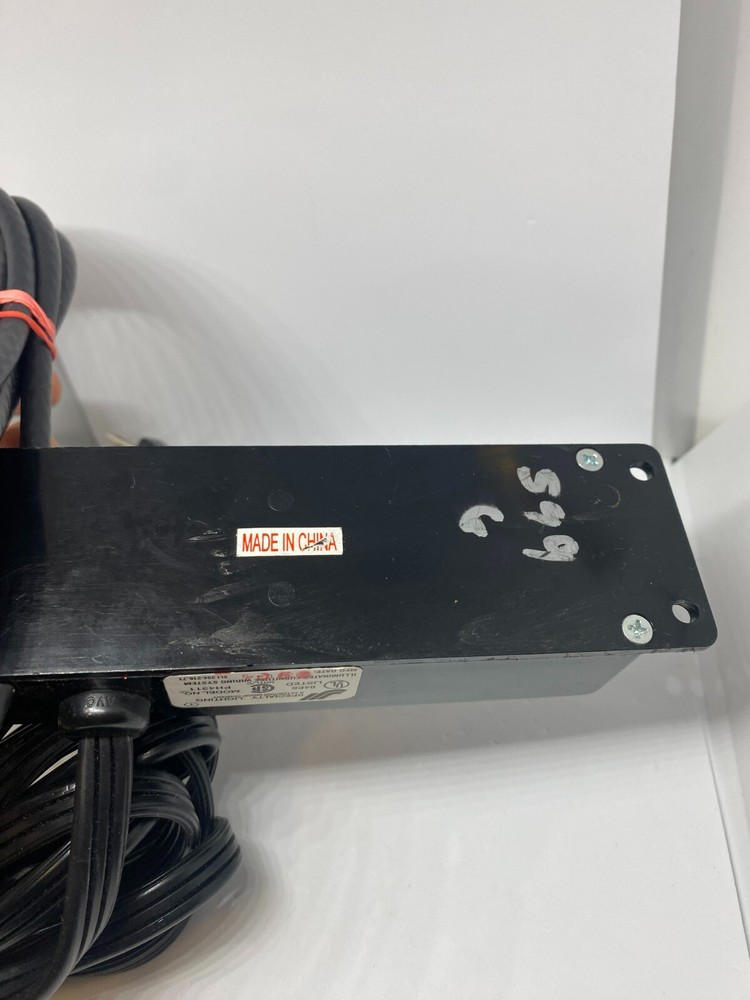 Specialty Lighting 3-Outlet Power Distribution Unit, ph4311