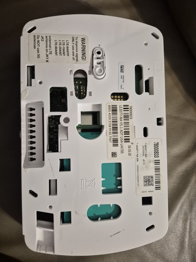 DSC Impassa Self-Contained 2-Way Wireless Security System - SCW457LEADT Untested