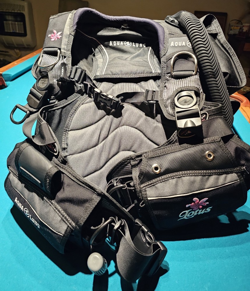 Aqualung Lotus BCD Size ML
