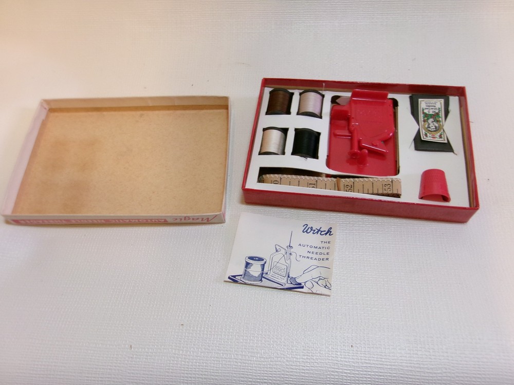 NOS Witch Magic Automatic Needle Threader Ensemble KIT