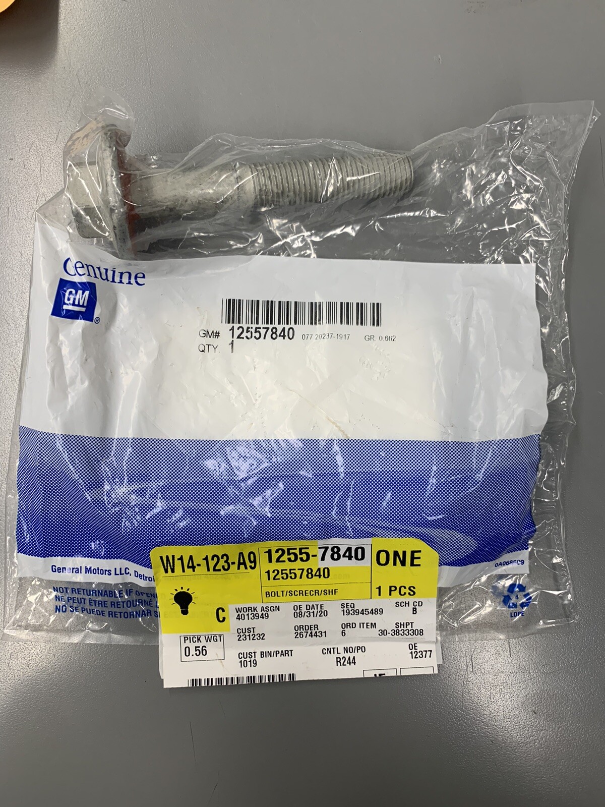 Harmonic Balancer Bolt fits LS1 LS2  LS3  LS6  L92 engines NEW OEM GM 12557840