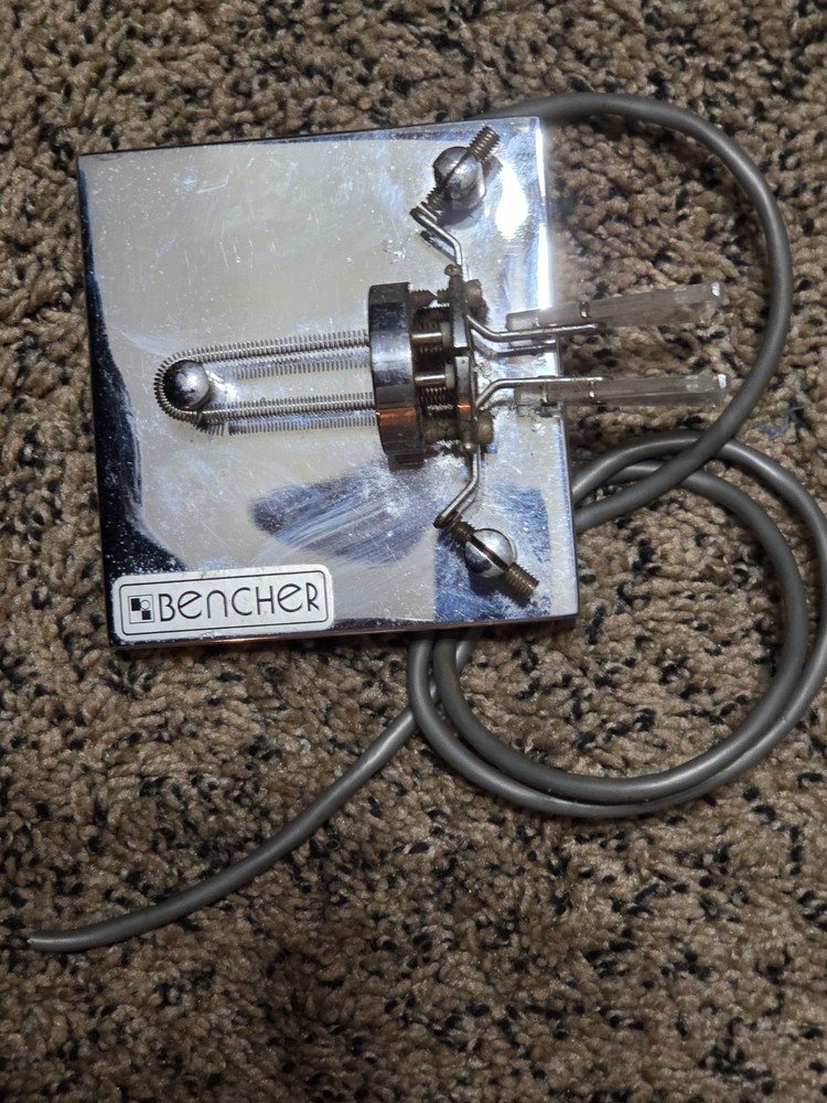 Bencher Code Keyer Dual Paddle with attached shield cable