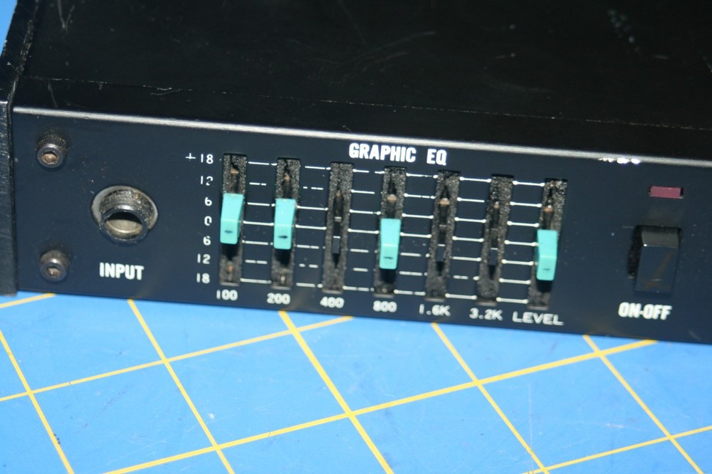 Washburn WSR-42 STACK IN A RACK Multi Stage Distortion Effects