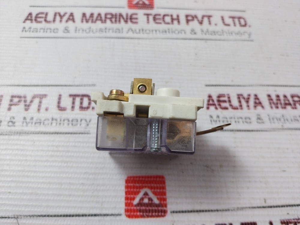 DANFOSS 017-4030 pressure switch