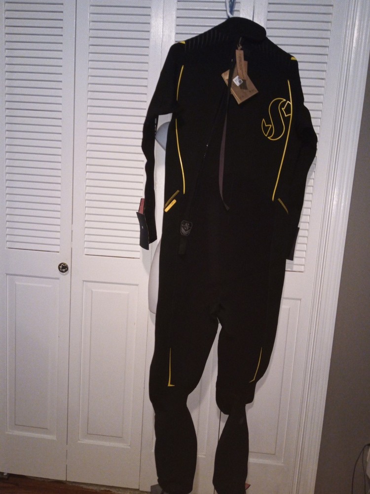scubapro wetsuit men