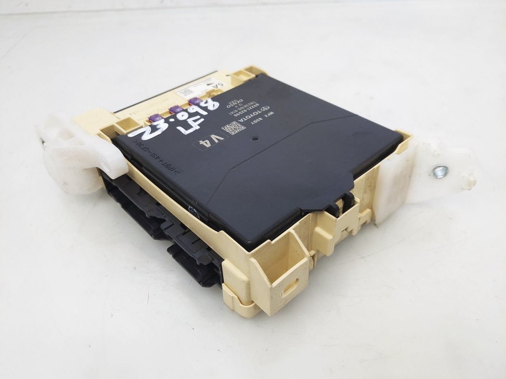 2020 Toyota Corolla Multi Plex Network Computer Module Unit 82730-02N10