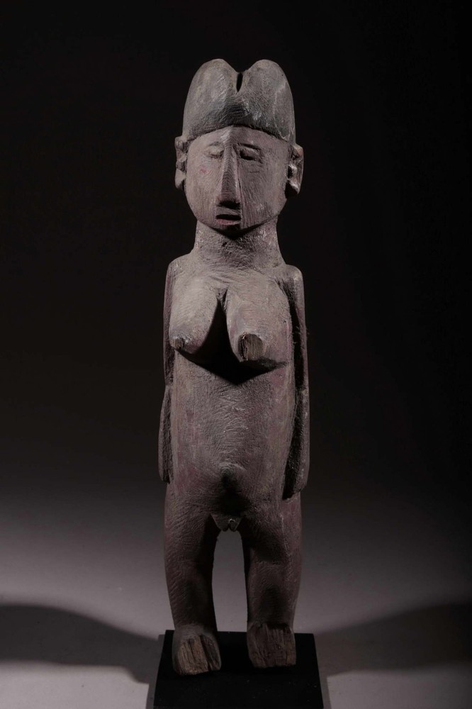 Statue Exceptionally 2610