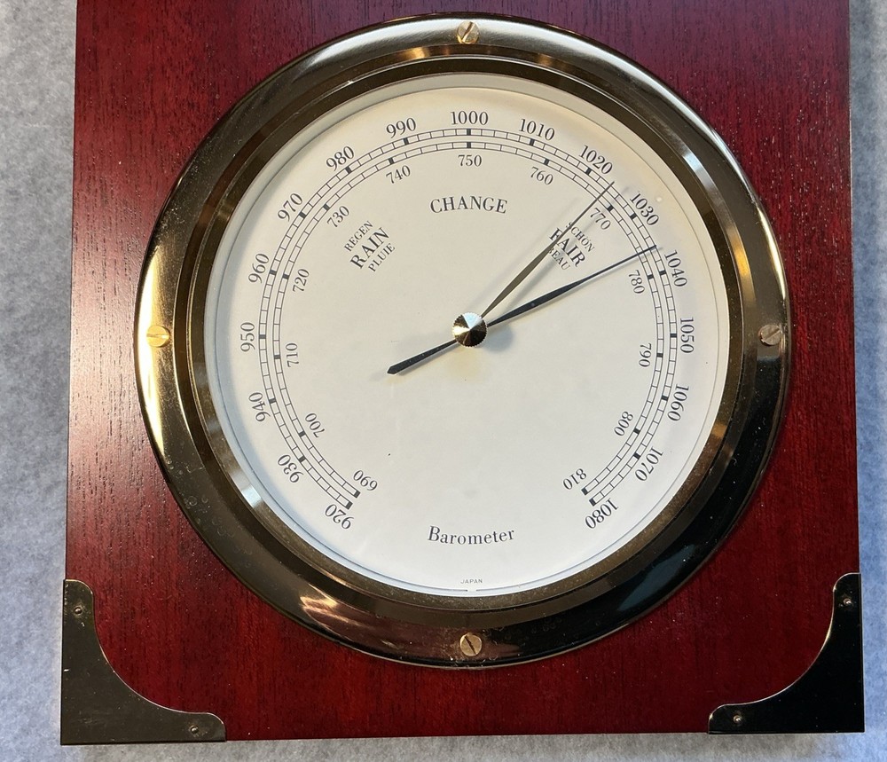 Seiko Quartz Wall Clock and Barometer, Beautiful