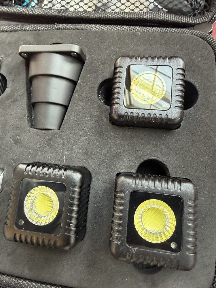 Lume Cube Portable Lighting Kit Plus 2 Extra Lights