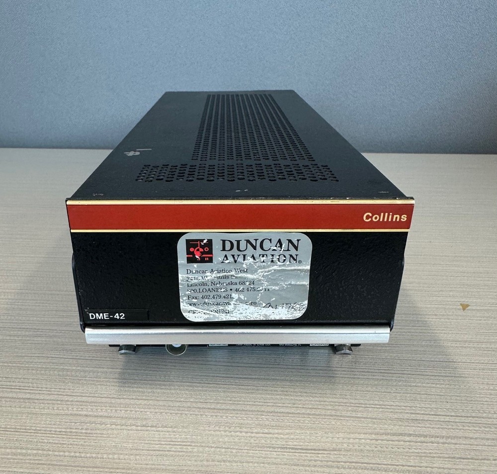 Collins DME-42 Transceiver