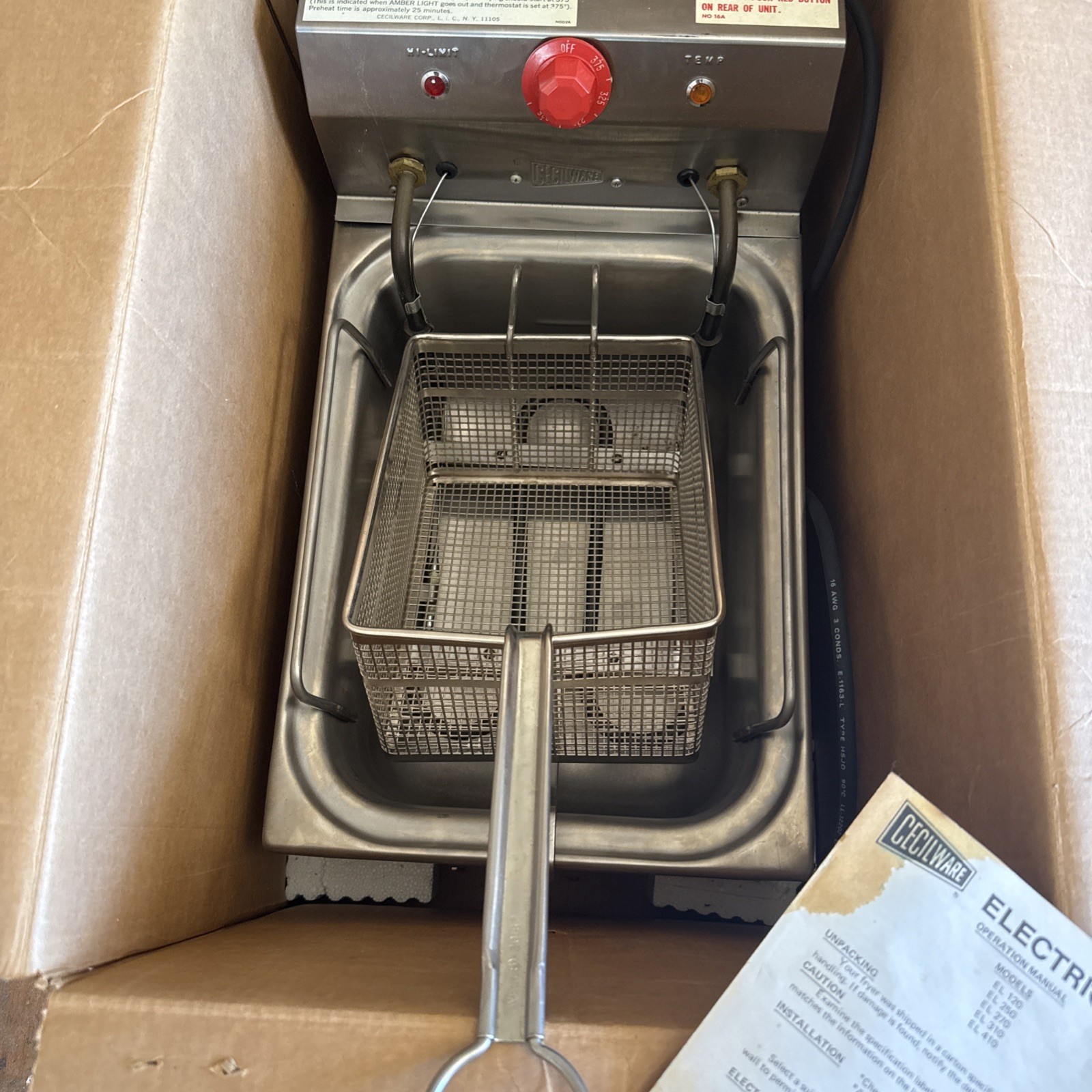 Grindmaster-Cecilware EL - 120 Cecilware Counter Top 15lb Electric Fryer