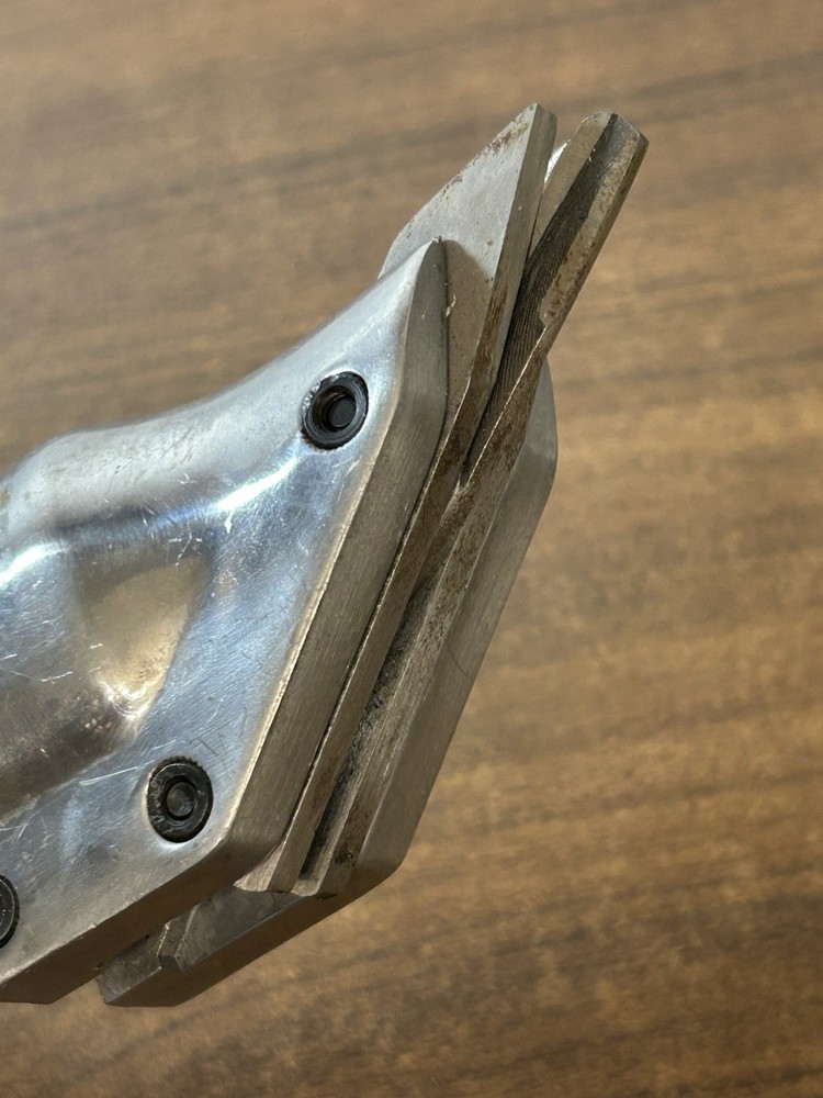 Central Pneumatic Inline Air Shears 90 PSI #98833