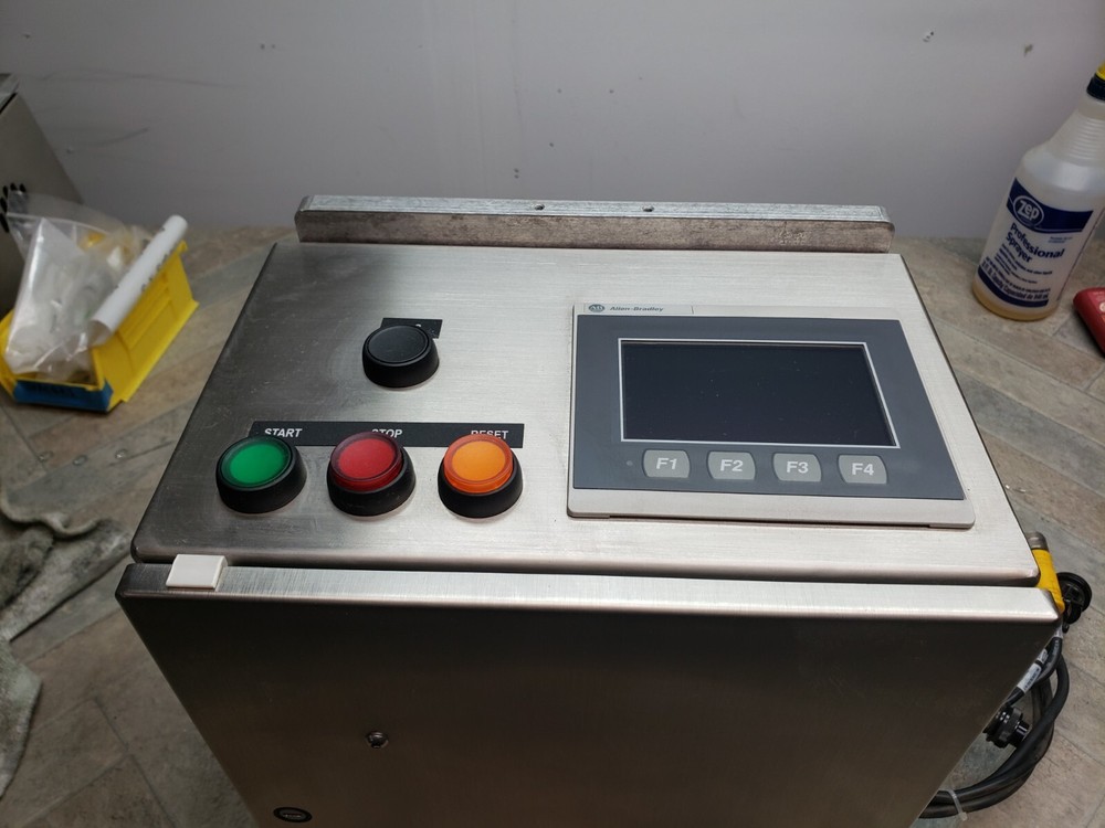 SALE Streamfeeder P-1250 Servo Batch Count Feeder