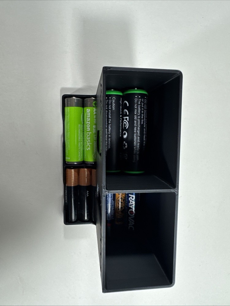 Battery Storage Dispenser Case Holder Box Organizer AA - AAA