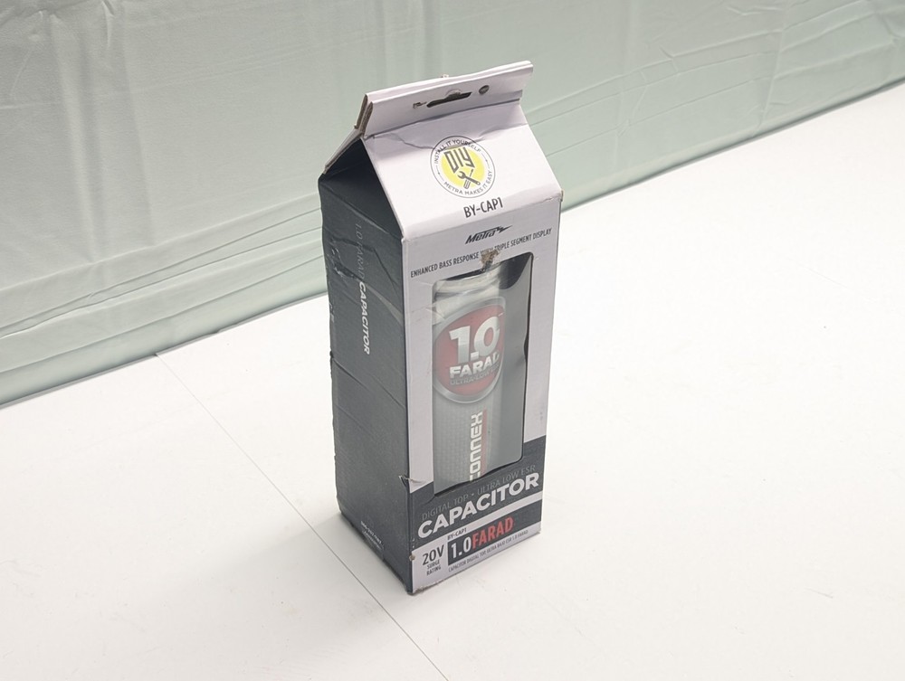 Metra - One Farad Digital Capacitor - Silver