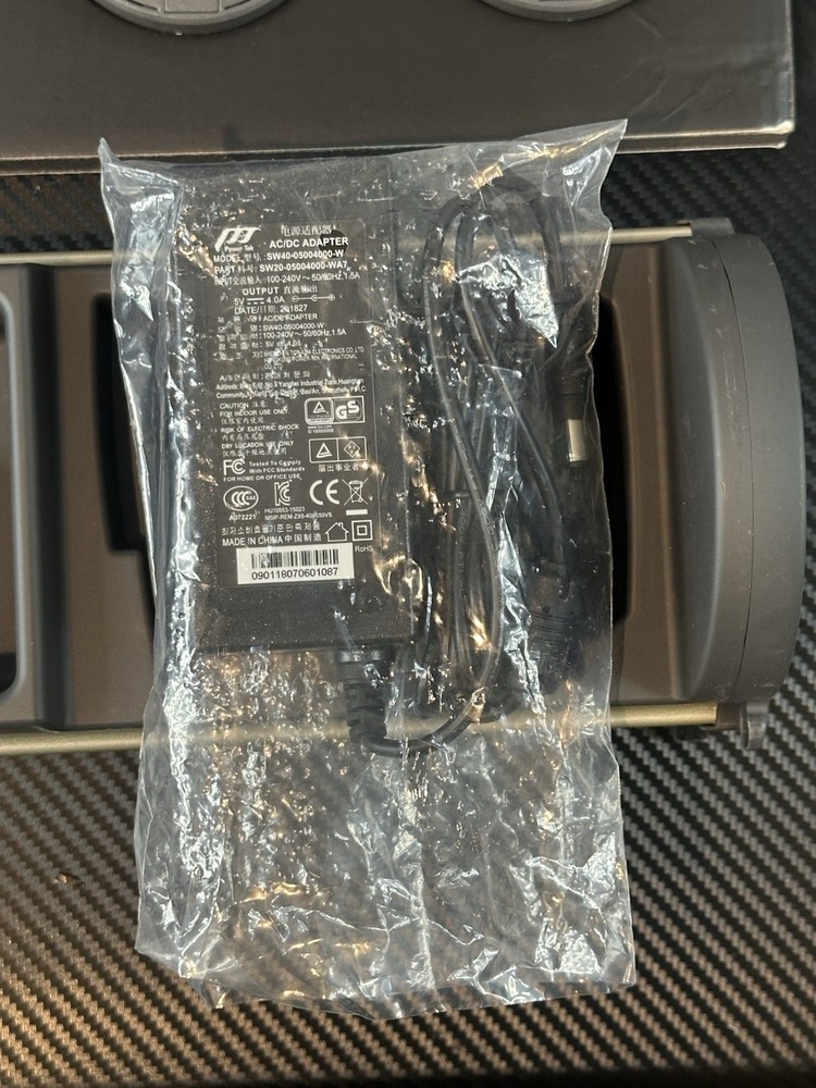 InFocus INA-SIMPS1 SimpleShare Presentation System with Charging Cradle