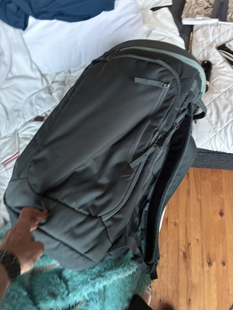 Thule RoundTrip Snowboard & Ski Boot Backpack 60L - Gray