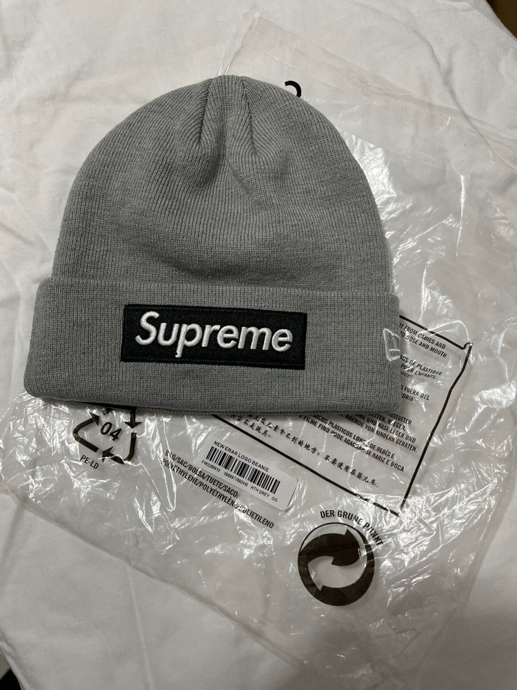 supreme box logo beanie FW22BN10 100% authentic