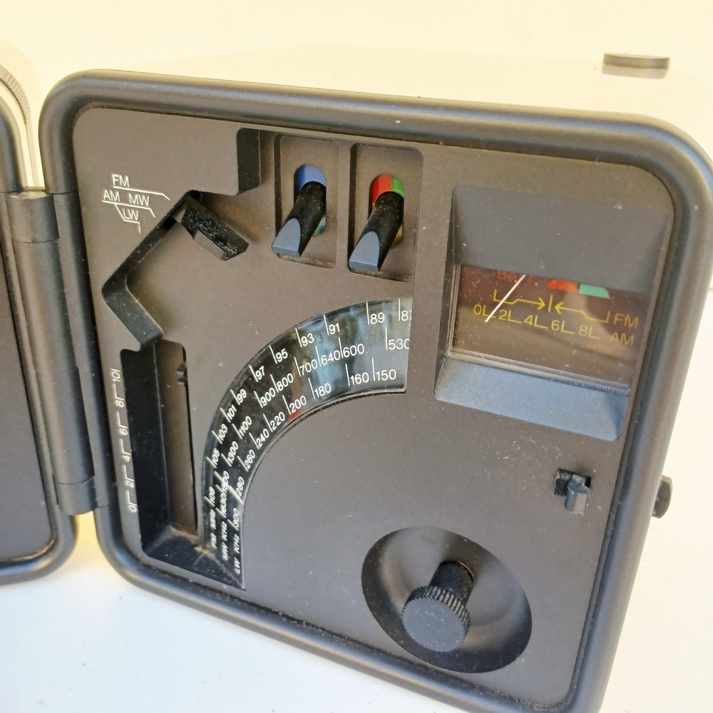 Brionvega Cube Radio