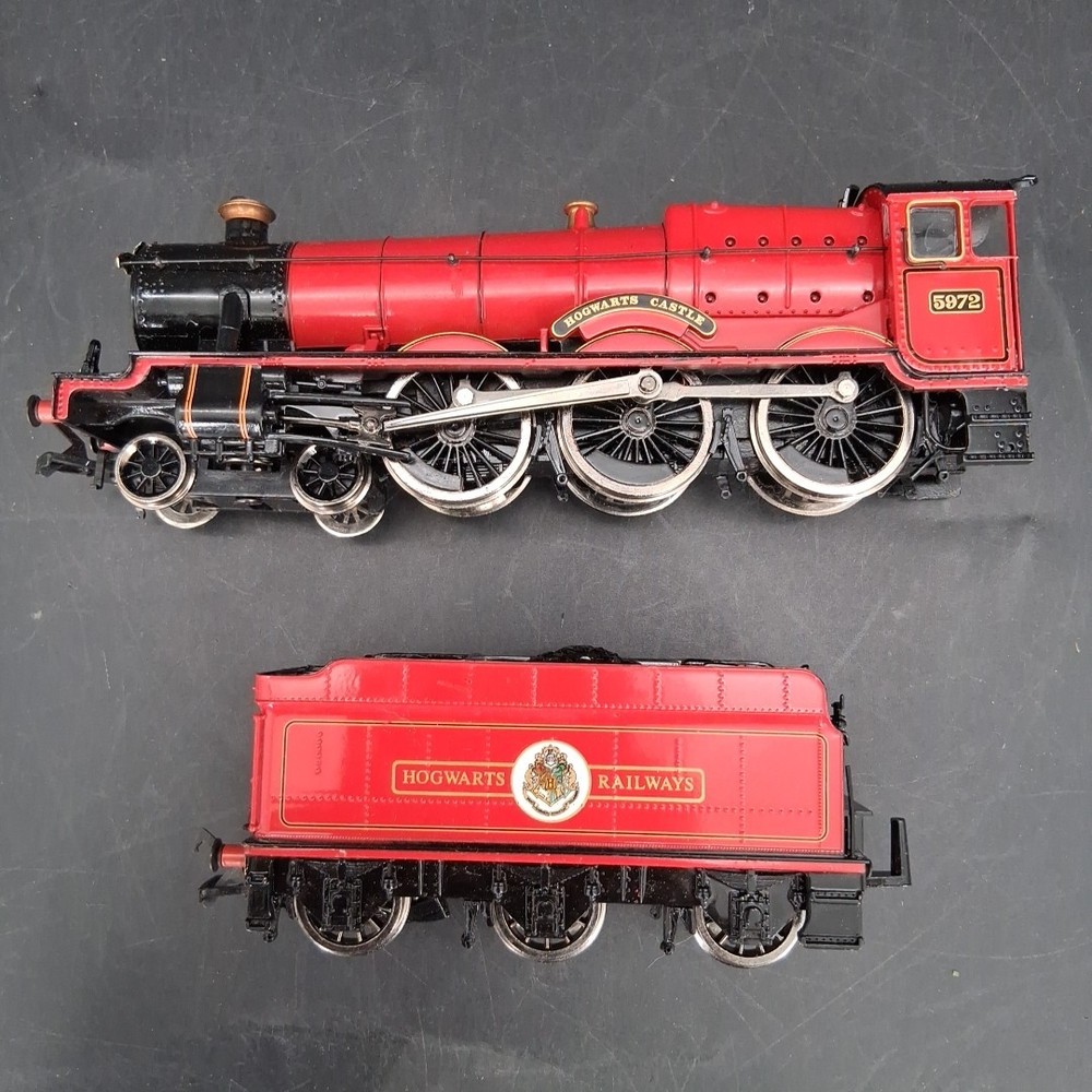 Bachmann Harry Potter Hogwarts Express HO / OO Scale Starter Train Set