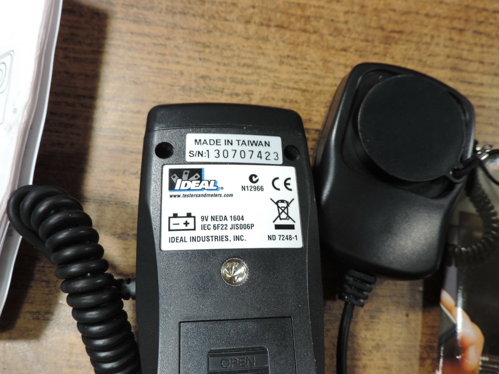 IDEAL 61-686 Digital Light Meter in Case