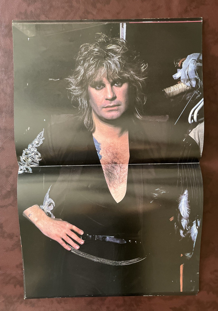 Ozzy Osbourne - Vintage Bark At The Moon 1984 World Tour Concert Program NOS