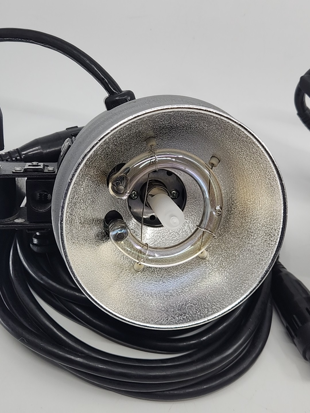 Dynalite 2040 Studio Flash Heads Lot of 2 with Cables Etc. Fan Cooled Tested