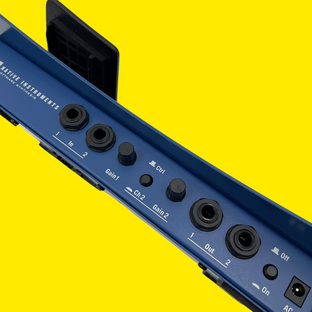 Native Instruments Rig Kontrol 1 Footswitch Controller #6322 Z46/17