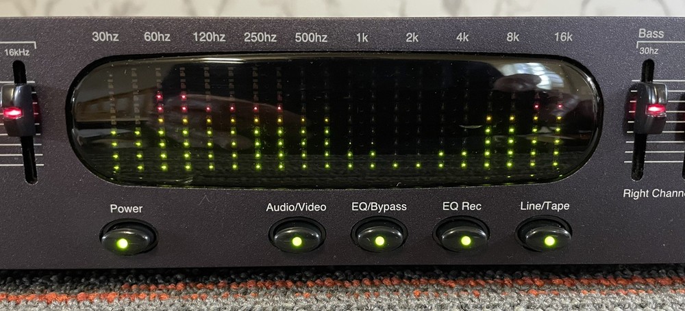 AudioSource EQ 100 10 Band Equalizer With Spectrum Display