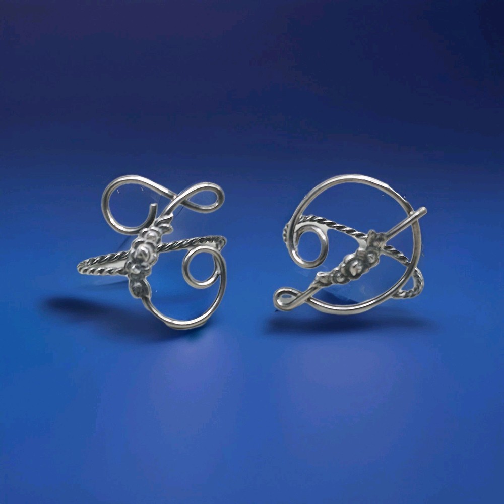 Pair Vintage Spanish 915 Solid Silver Floral Scroll Napkin Rings