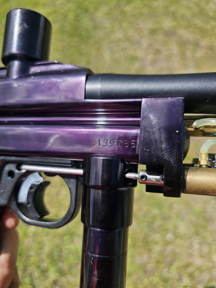 2002 WGP Vertical Feed Autococker