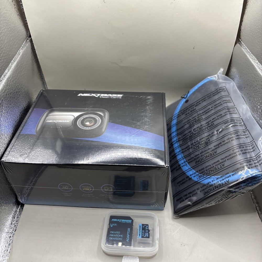 NextBase Dash Cam 122 with 32GB SD Card And Case
