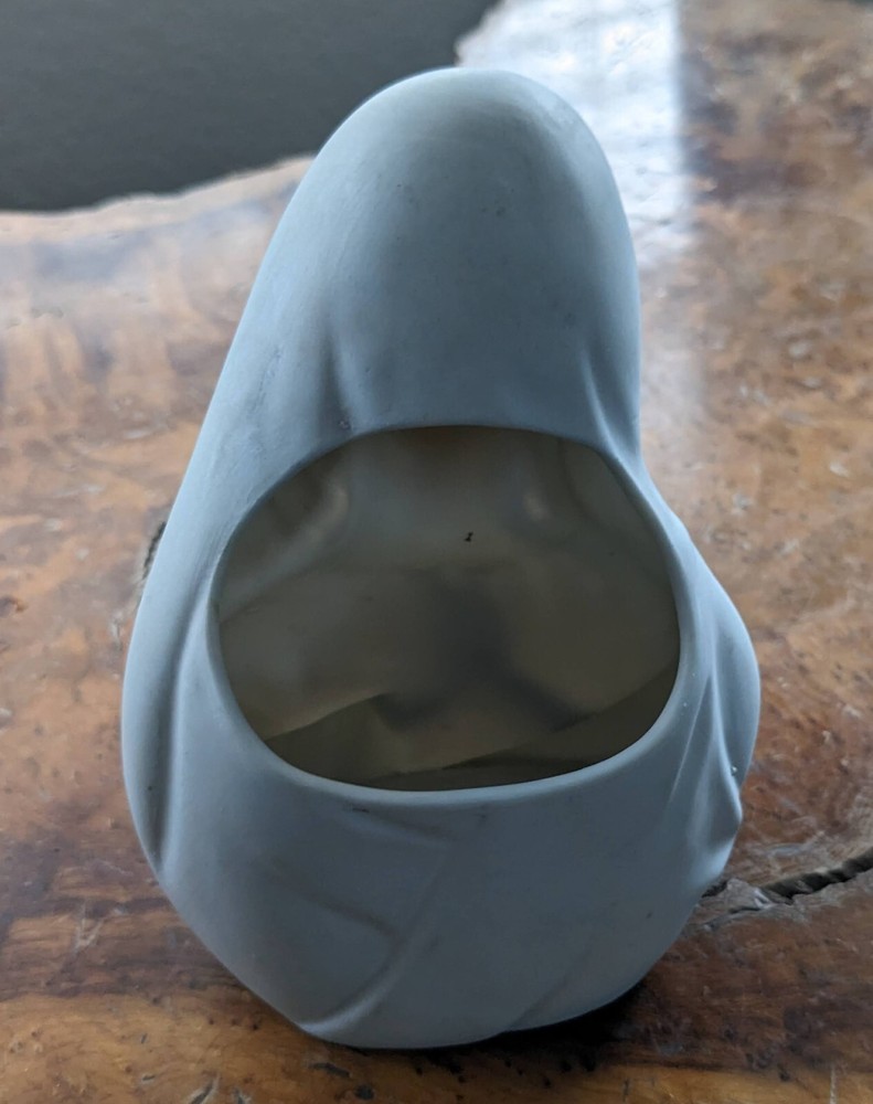 Ceramic Bisque Praying Mary Madonna 6"