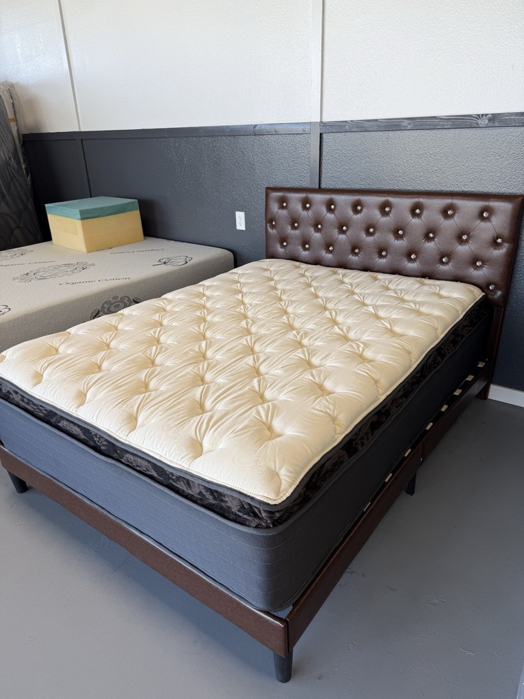 Pocket coil Memory Foam