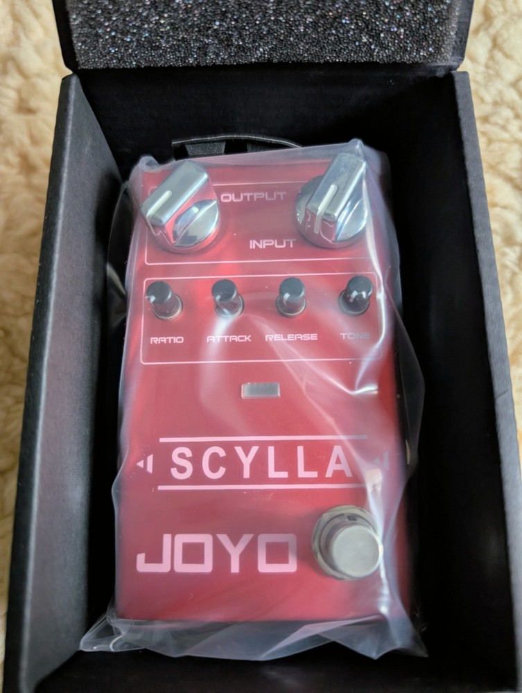 JOYO Bass Guitar Pedal Compressor Effect Precise Knobs Low Noise High Dynamic