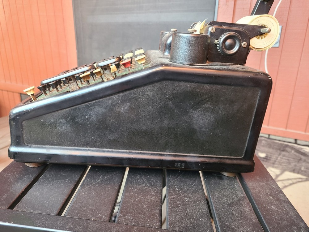 Vintage Burroughs Electric Adding Machine Not Fully Operational