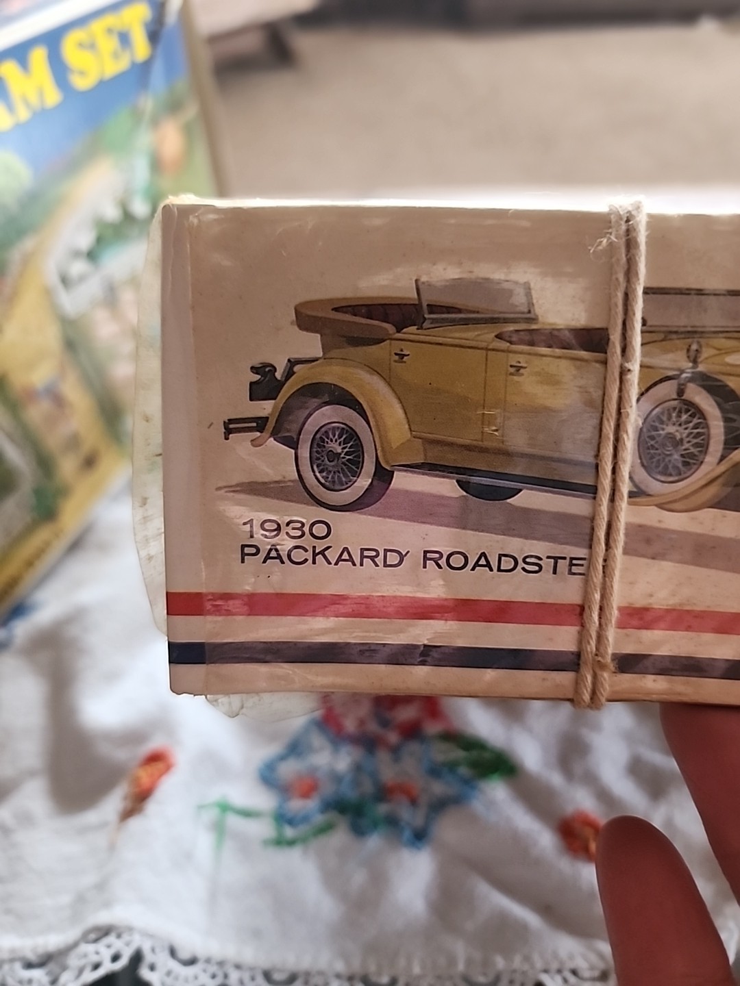 VTG NOS MIB CELLOPHANE IS LOOSE 1960S METAL KIT CHEV PHAETON BY HUBLEY