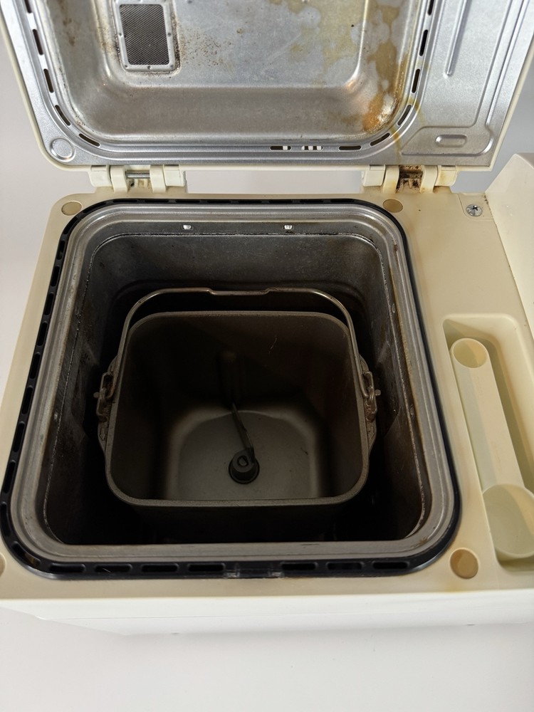 Panasonic SD-BT56P Automatic Bread Maker TESTED - COMPLETE