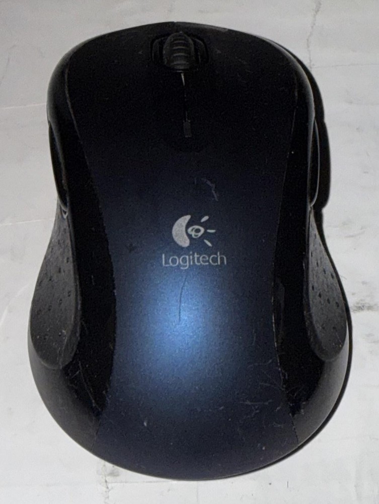 Logitech Wireless Optical Mouse Black 3-Button Scroll Wheel No Receiver PC Mac