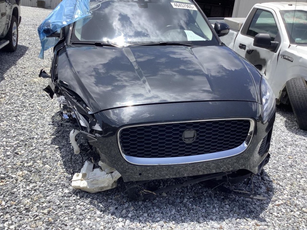 E-PACE 2018 Glove Box 4686289